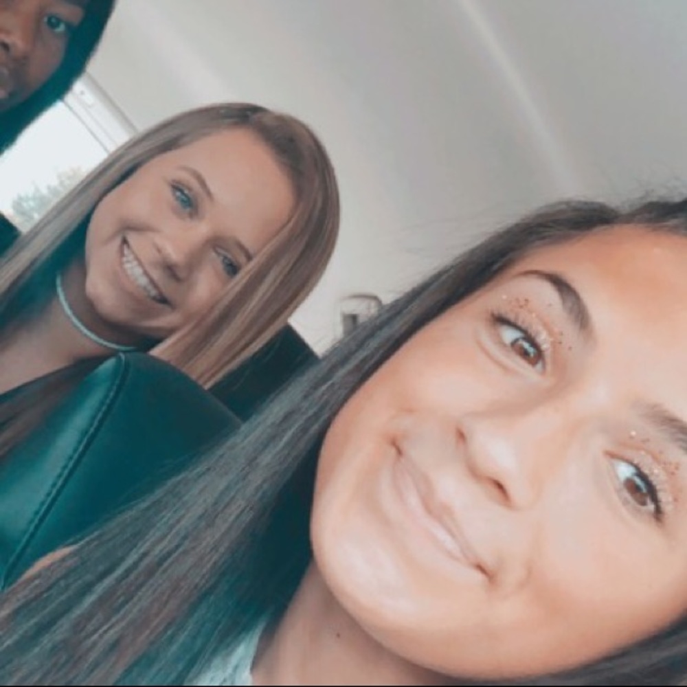 Meet your Posher, Anna